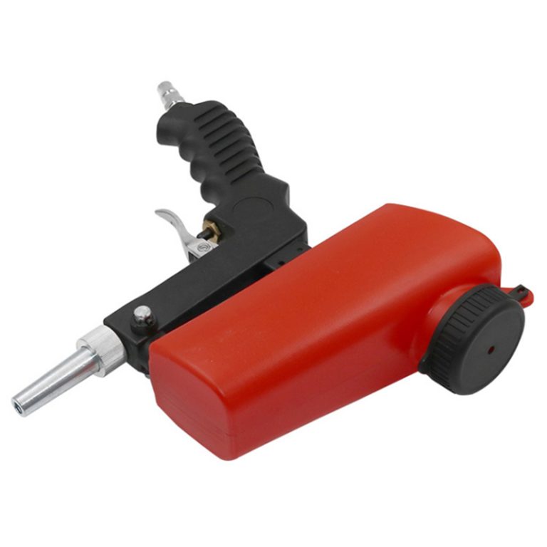 Pneumatic sandblasting gun