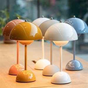 Modern Indoor Bud LED Decorative Table Lamp